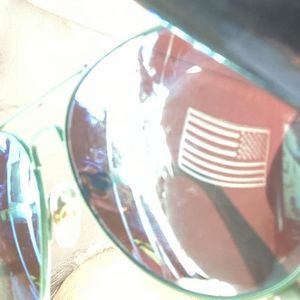 Meet your Posher, Bill